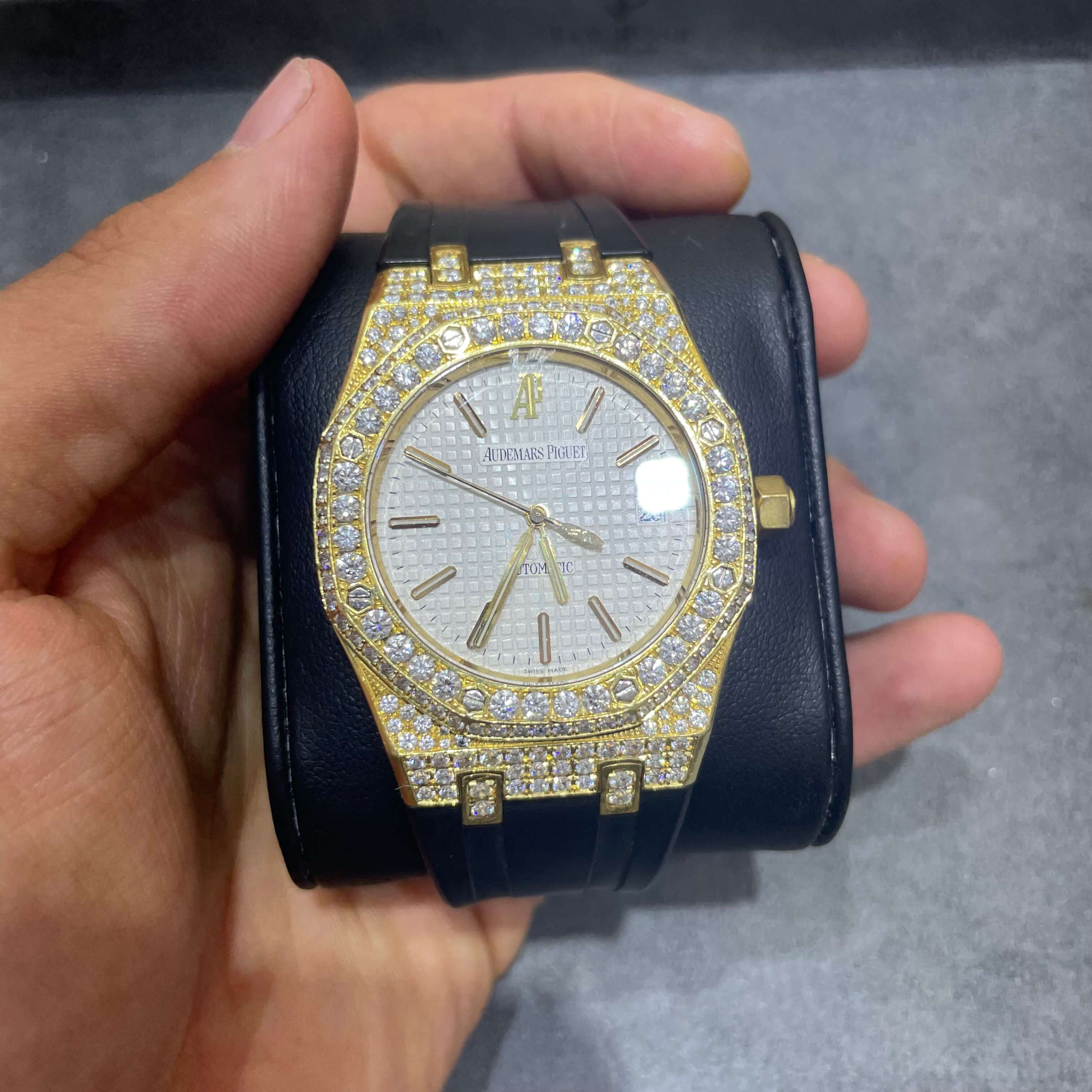 Get Audemars Piguet Watches on Monthly Payment Plans: Best Prices in Singapore