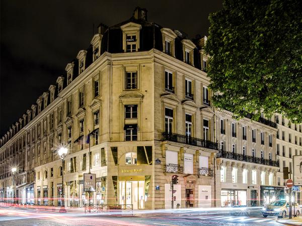 Visit Audemars Piguet Rue Royale Store in Paris: Unmatched Craftsmanship by Owner