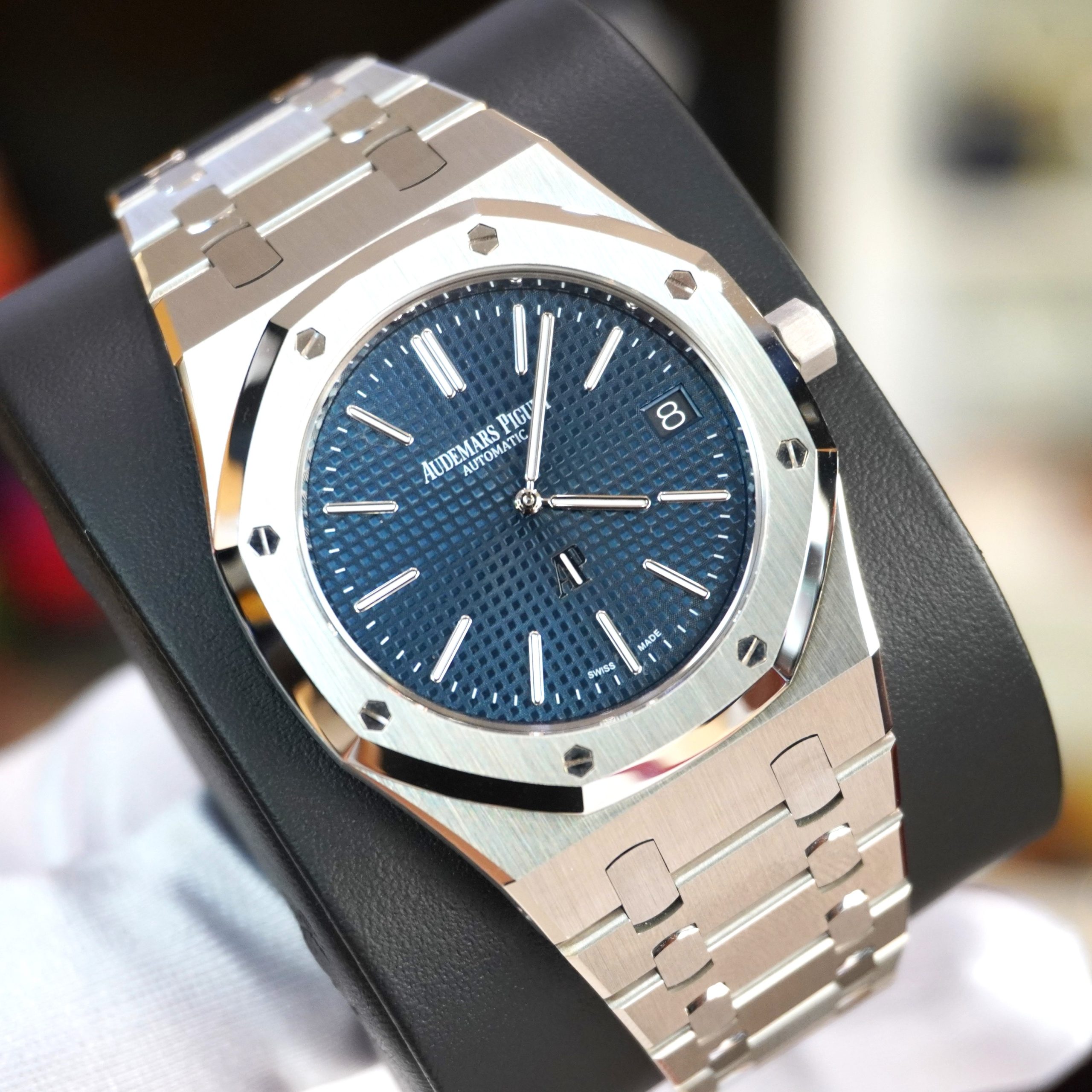 Buy Audemars Piguet Watches in Dubai: New & Pre-Owned Collection