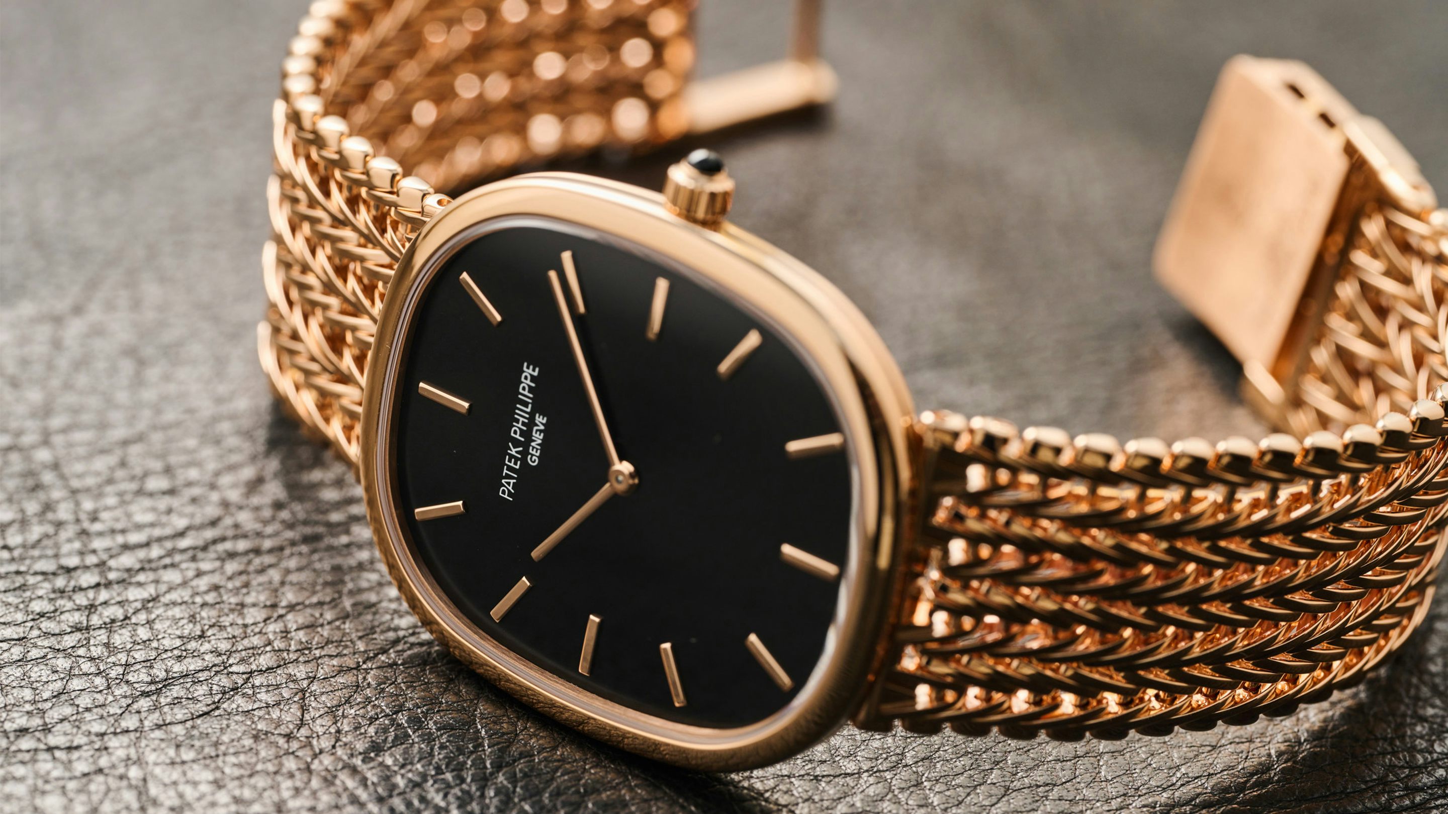 Shop Patek Philippe Bracelets Online: High-End Luxury for Watch Enthusiasts