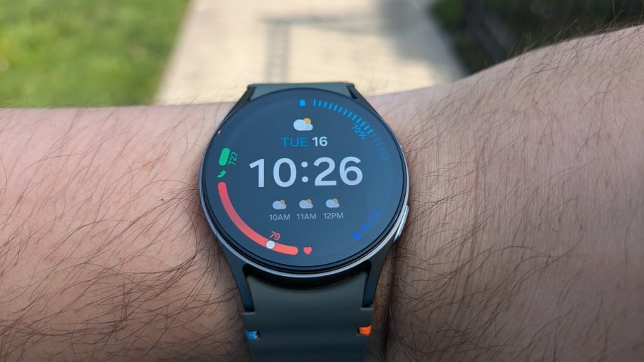 Best Smart Watch for Samsung Phones in 2024: New Features & Reviews