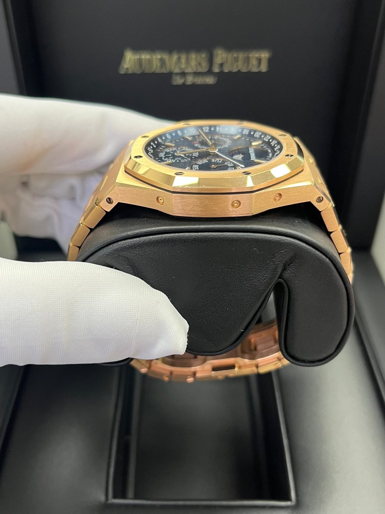 Get Audemars Piguet Watches on Monthly Payment Plans: Best Prices in Singapore